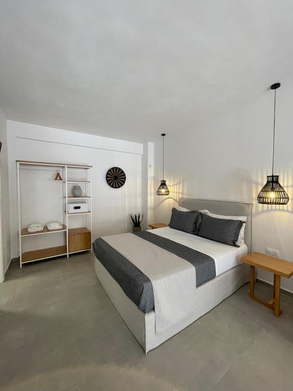 Trocadero Luxury Suites Ermioni Exterior photo