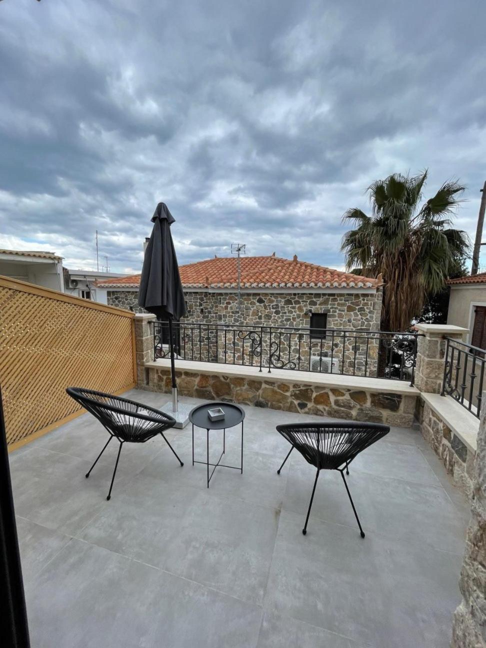Trocadero Luxury Suites Ermioni Exterior photo