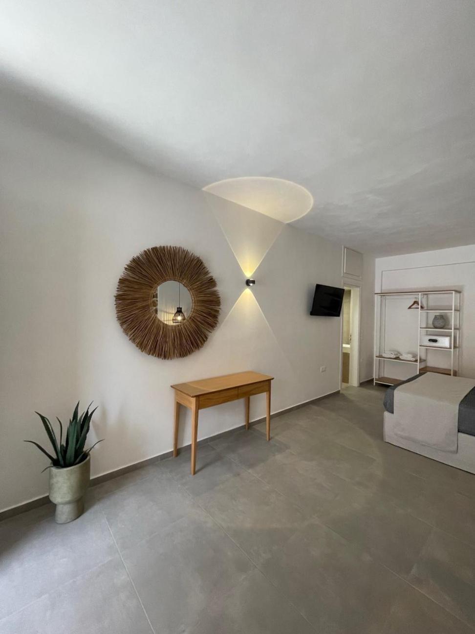 Trocadero Luxury Suites Ermioni Exterior photo